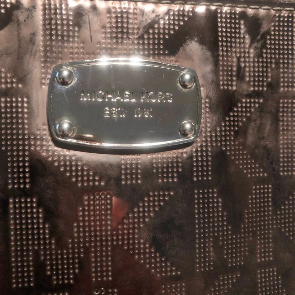 Michael Kors Patent Signature Print Clutch/Wallet